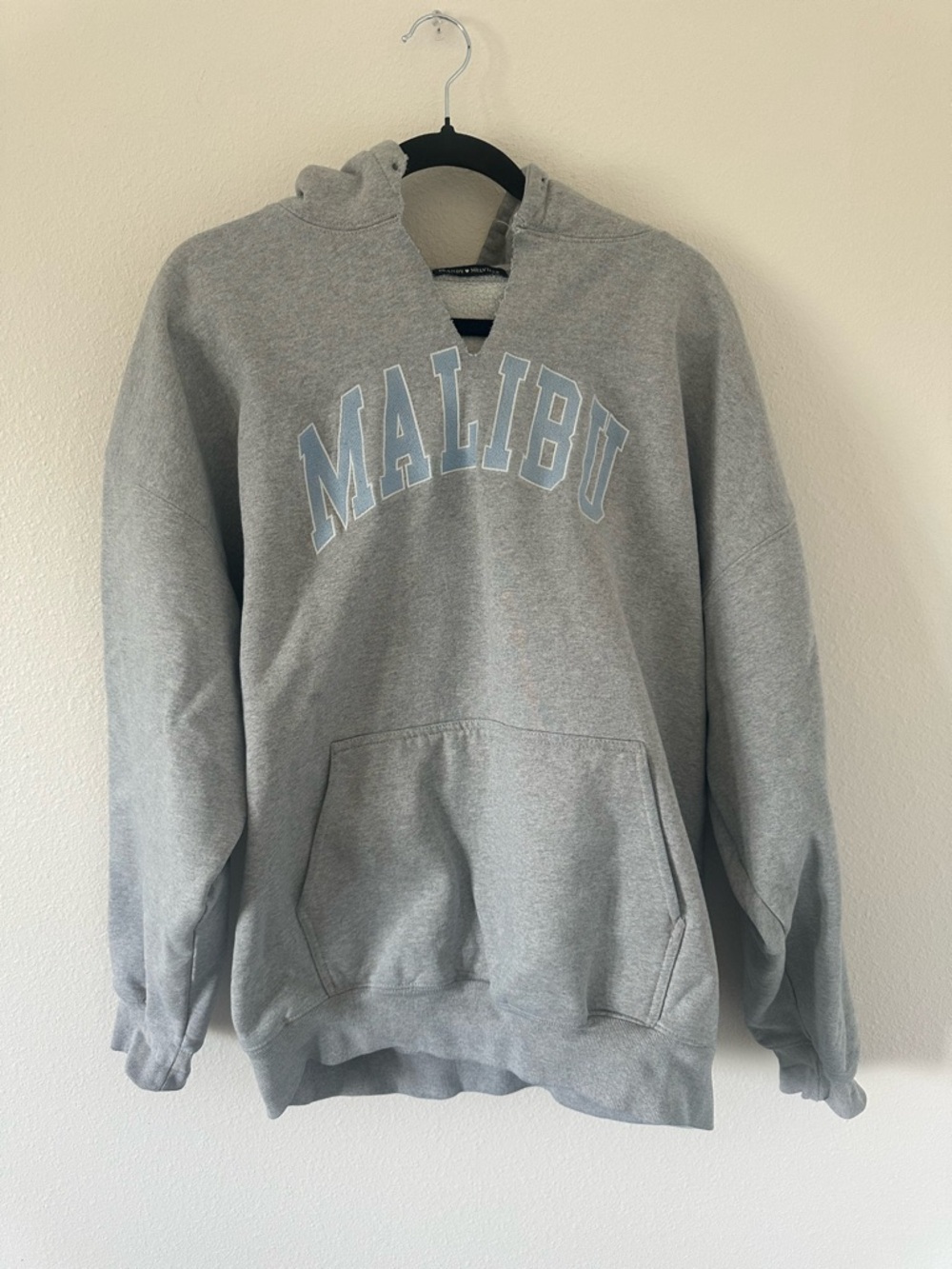 Brandy Melville Light Grey Oversized Embroidered 'Malibu' Pullover Hoodie Cut V